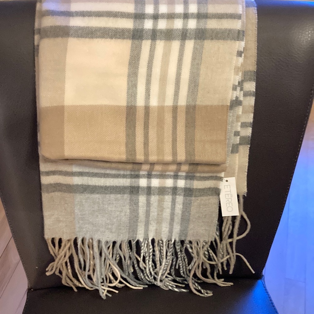 Etero Classic Plaid Oversized Scarf